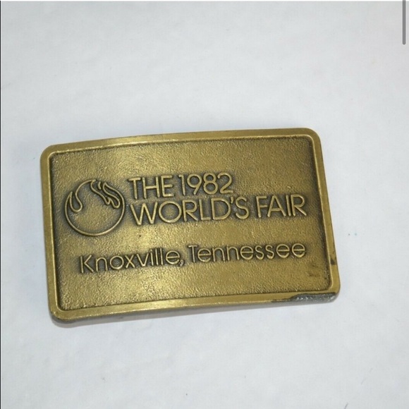 NIB worlds fair 1982 vintage belt buckle - Picture 2 of 3
